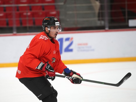 Первая тренировка Наиля Якупова в «Авангарде»