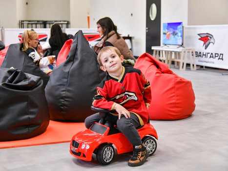 «Авангард» - «Адмирал» 3:4 Б. Вокруг матча