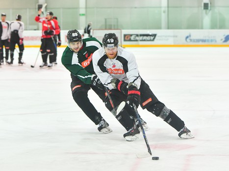 Открытая тренировка "Авангарда" для СМИ