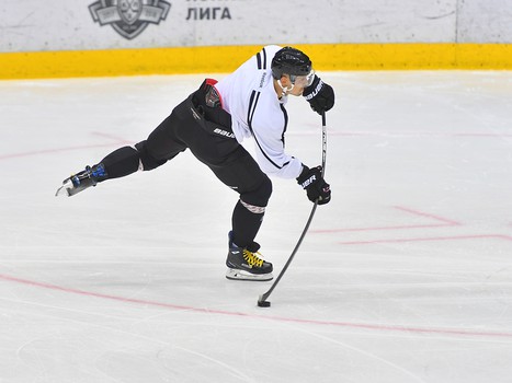 Раскатка "Авангарда" перед матчем с "Трактором" на турнире в Челябинске