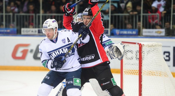 "Авангард" пытался догнать, но "Динамо" убежало. Хроники омско-московского противостояния