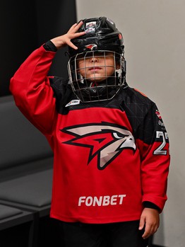 Тренировка воспитанников Хоккейной Академии «Авангард» 2019 года рождения на G-Drive Арене