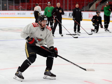 Раскатка «Авангарда» перед матчем с «Локомотивом»