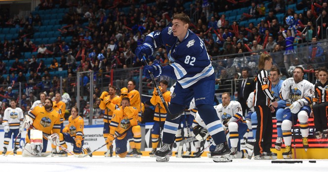 Евгений Медведев и Егор Мартынов на Мастер-шоу Матча звезд КХЛ в Астане