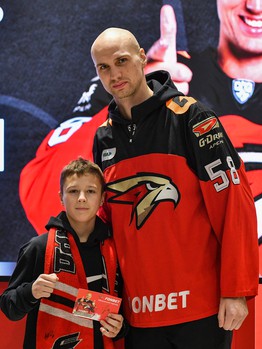 «Авангард» - «Салават Юлаев» 3:2 Б. Вокруг матча