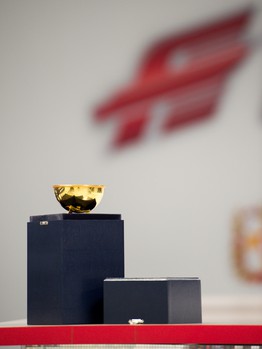 Приз имени Леонида Киселева прибыл в Омск