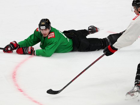 Первая тренировка Виктора Сведберга в «Авангарде»