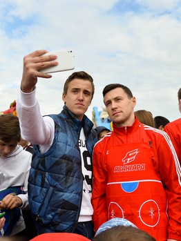 "Территория Авангарда". Часть 1. Площадь у "Арены Омск"