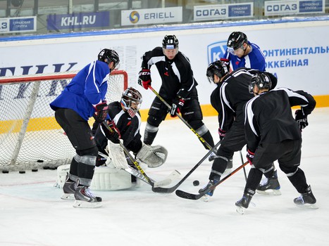 Раскатка "Авангарда" перед матчем ХК "Сочи"