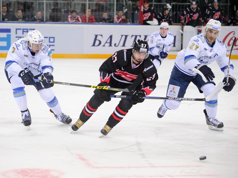 18.02.2016. "Авангард" - "Барыс" 2:3Б