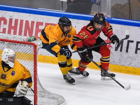 Четвертьфиналы Первенства ЮХЛ в Омске