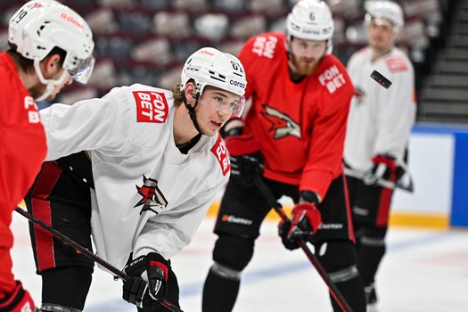 Раскатка «Авангарда» перед четвёртым матчем серии с «Металлургом» в Магнитогорске