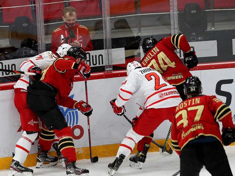 10.03.2021. 1/4 финала, 5 матч. «Авангард» - «Автомобилист» 3:1