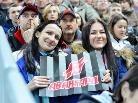 Наша атмосфера. Как поддерживали "Авангард" в сибирском дерби