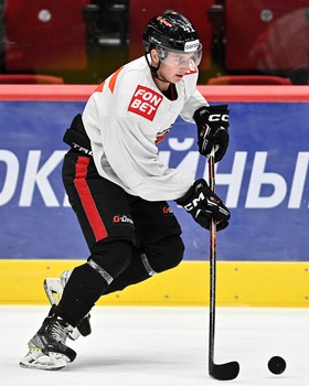 Первая ледовая тренировка «Авангарда»