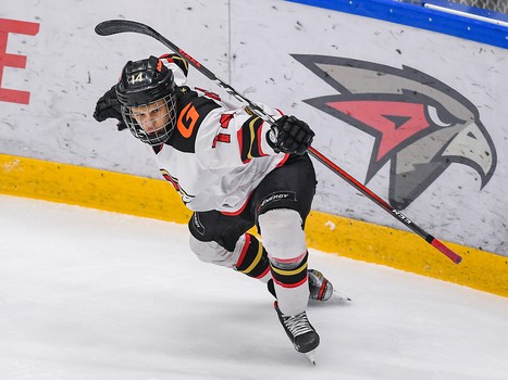 Полуфиналы и матчи за 5-8 места Первенства ЮХЛ в Омске