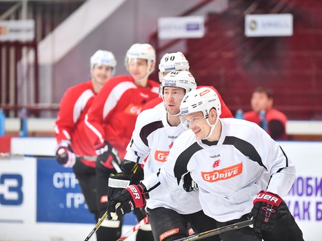 Раскатка "Авангарда" перед выездным матчем с "Металлургом" Нк