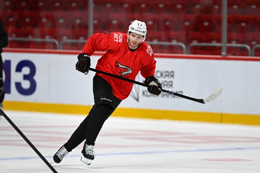 Раскатка «Авангарда» перед матчем в Челябинске