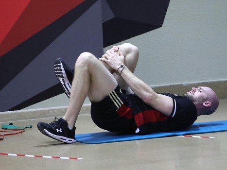 «Авангард» продолжает тренировки