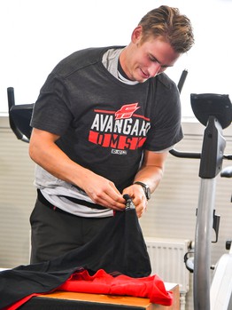 Большие игры "Авангарда": Густафссон vs Сундстрем