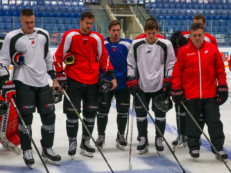 «Авангард» почтил память Алексея Черепанова