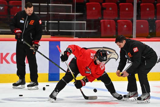 Раскатка «Авангарда» перед матчем с московским «Динамо»