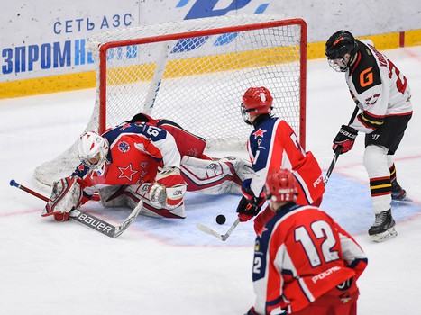 Четвёртый игровой день финала Первенства ЮХЛ в Омске
