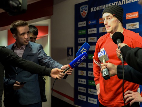 Открытая тренировка "Авангарда" для СМИ перед плей-офф