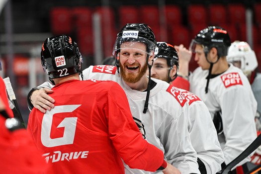 Двусторонка «Авангарда»