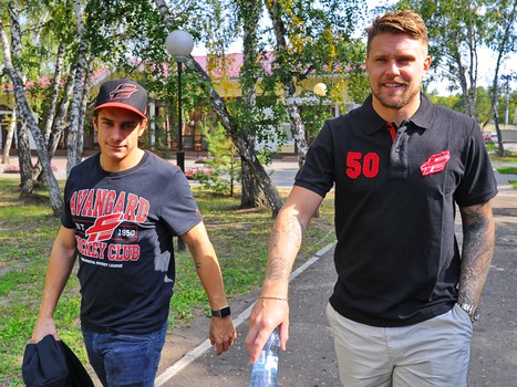 Юнас Анелев и Андре Петерссон в "Летней академии наук"