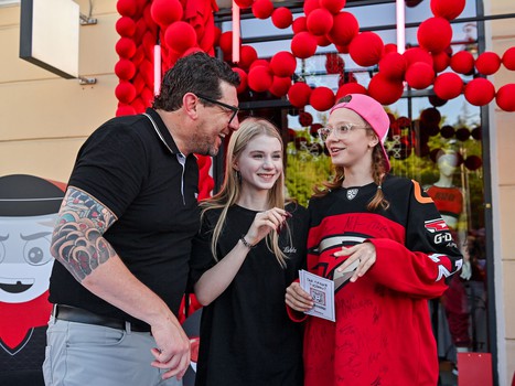 Первая вечеринка Буэнос Летос: Луи Робитайл