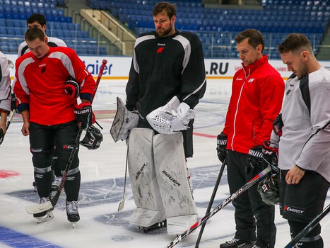 «Авангард» почтил память Алексея Черепанова