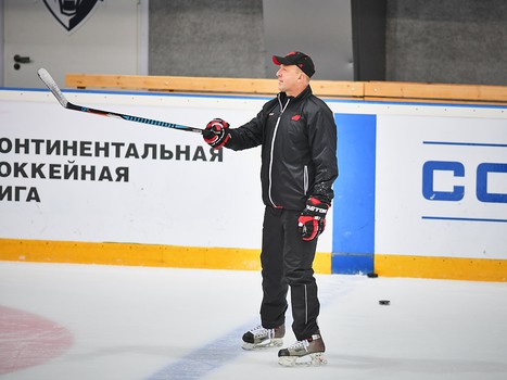 Раскатка "Авангарда" перед выездным матчем с "Нефтехимиком"