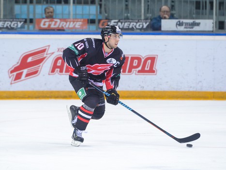 10.04.2015 "Авангард" - "Омские Ястребы" 5:4