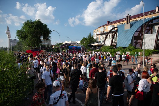 Дамир Шарипзянов - гость очередной вечеринки Буэнос Летос