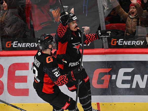 Переломили! «Авангард» третий раз побеждает «Нефтехимик»