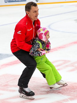 Катания «Авангарда» с семьями