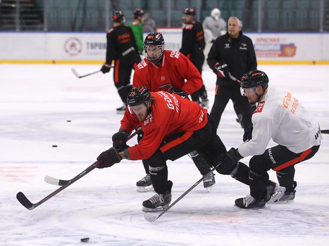 Тренировка «Авангарда» перед стартом турнира в Санкт-Петербурге