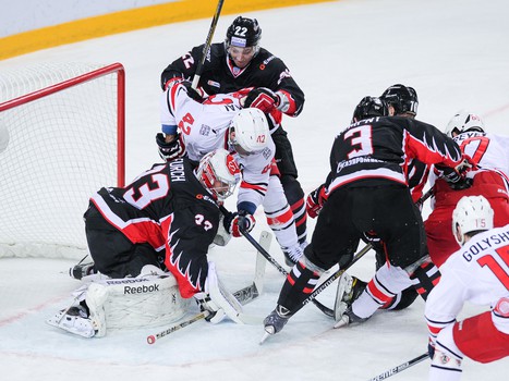 07.01.2016. "Авангард" - "Автомобилист" 3:0