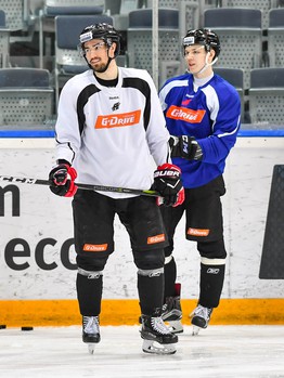 Открытая тренировка "Авангарда" для СМИ