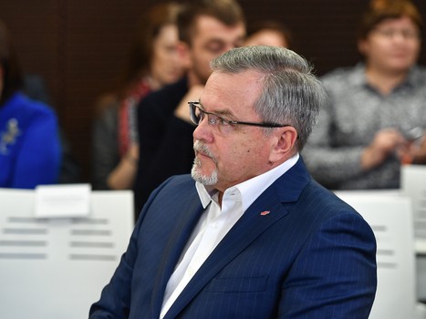 Владимир Шалаев на круглом столе "Люди Омска: социальный капитал города" 