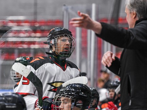 Полуфиналы и матчи за 5-8 места Первенства ЮХЛ в Омске