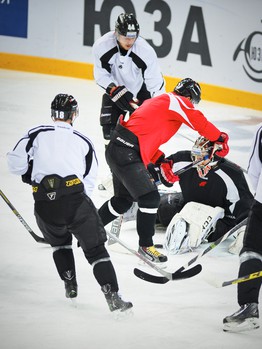 Раскатка "Авангарда" перед матчем с "Амуром"