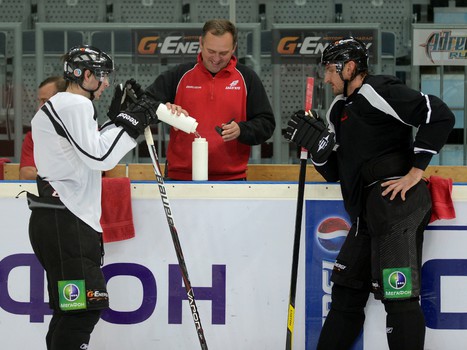 Раскатка "Авангарда" перед матчем с "Динамо" Мск 8 октября 2013