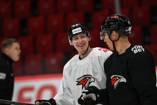 Тренировка «Авангарда» перед матчем с московским «Динамо»