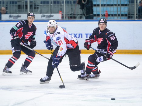 10.04.2015 "Авангард" - "Омские Ястребы" 5:4