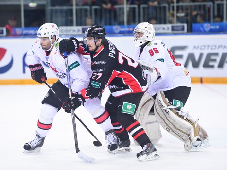 10.10.2014 "Авангард" - "Металлург" Нк 0:2