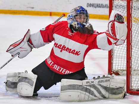 Четвёртый игровой день финала Первенства ЮХЛ в Омске