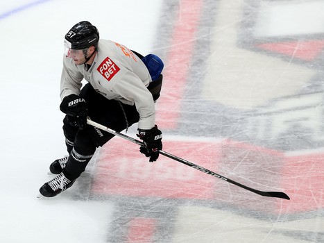 Первая тренировка «Авангарда» в новом сезоне