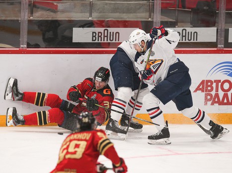 18.03.2021. 1/2 финала, 1 матч. «Авангард» - «Металлург» Мг 2:5